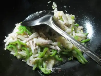 Make Spicy pork sauerkraut step 6