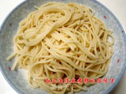 Make Spam noodles step 7