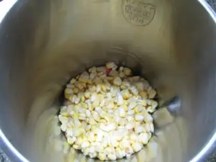 Make Apple corn juice step 4