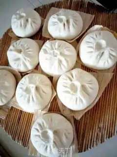 Make Seafood buns step 7