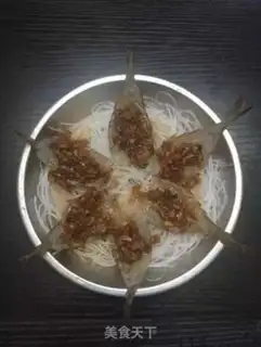 Make Garlic on the back shrimp step 2