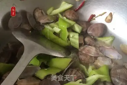 Make Pop-fried clams step 5