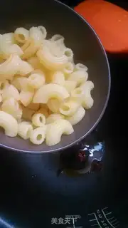 Make Spicy pasta step 4