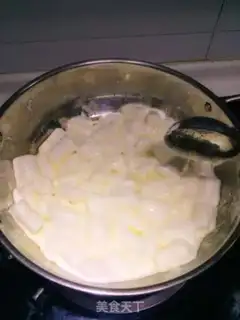 Make Cow Rolling Sugar step 2
