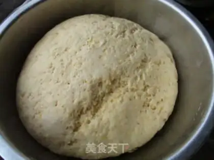 Make Melon buns step 5