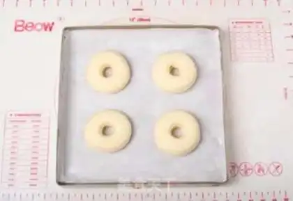 Make Sweet and delicious doughnuts step 7