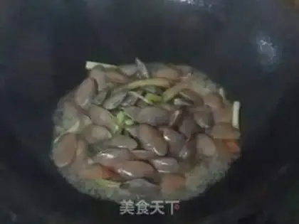Make Scrambled clams step 3