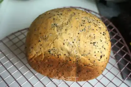 Make One-key black sesame toast step 7