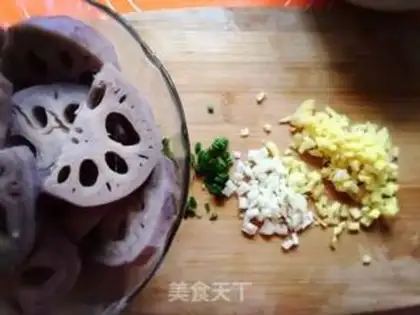 Make Hunan eats spicy chips step 1