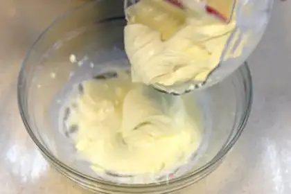 Make Cheese roller cake step 4