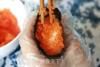Make Japanese ship Sushi step 5