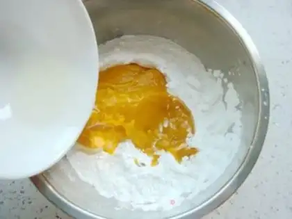 Make The ice canteen step 3