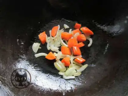 Make Curry seafood. Noodles step 3