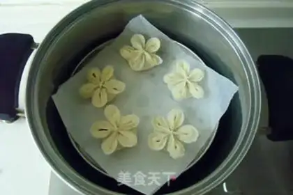 Make Flowers steam step 13