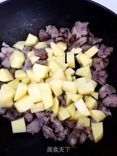 Make Curry beef rice step 2