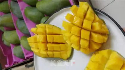 Make RIO MANGO ICE COCKTAIL step 0