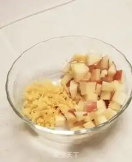 Make Apple ginger bread step 0
