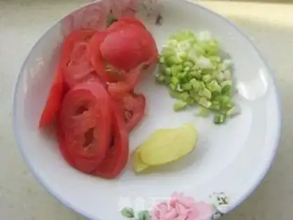 Make The practice of tomato fish step 1