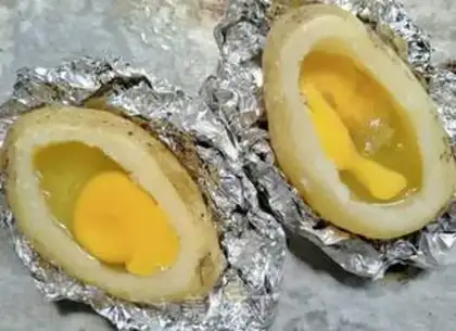 Make Egg roasted potatoes step 4
