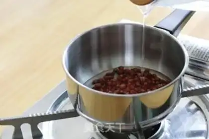 Make Red bean coconut cake step 0