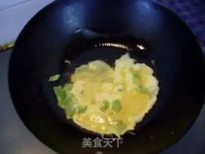 Make Eggs fried cones step 3