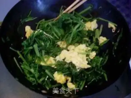 Make Eggs fried cones step 4