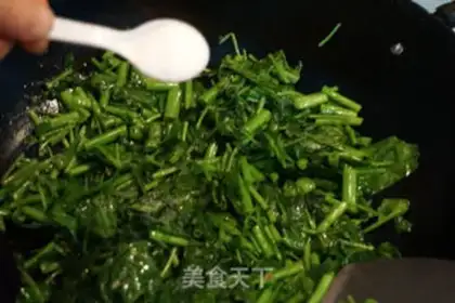 Make Garlic cabbage step 3