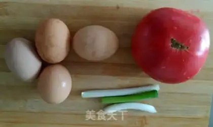 Make Tomato fried eggs step 0