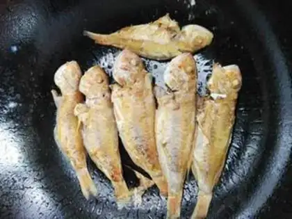 Make Red Shirt Fish step 3