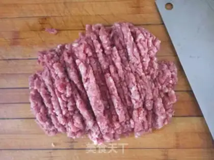 Make Spicy bean drum beef sauce step 3