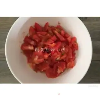 Make Tomato fried eggs step 2