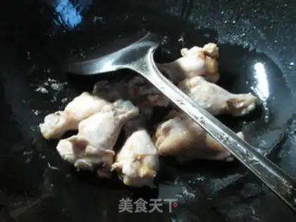 Make Curry and cabbage wings step 1