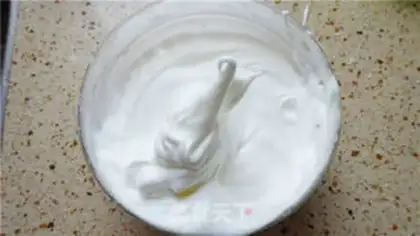 Make Rainbow cake step 7