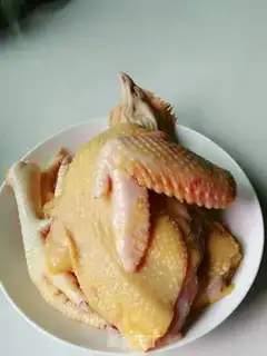 Make A chicken with a pan step 0