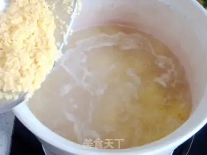 Make Red-tree rice porridge step 2
