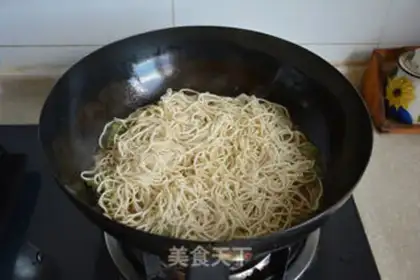 Make Chicken bean horn noodles step 8