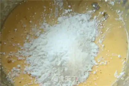 Make Hokkaido Chifeng cake step 1