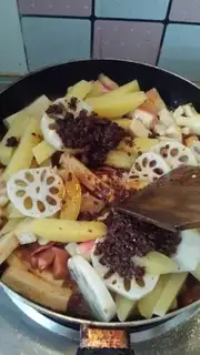 Make Simple spicy pot step 6