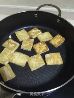 Make Old tofu with chili sauce step 2