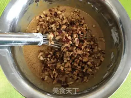 Make A red date McFin cake step 5