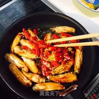 Make Spicy chicken wings step 5