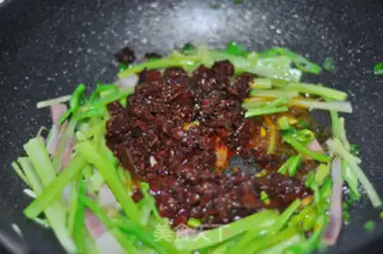 Make Noodles for mushroom sauce step 2