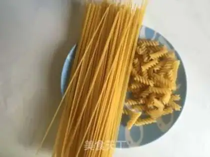 Make Ham fried pasta step 1