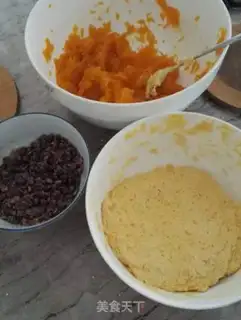 Make Pumpkin red bean bouquet step 1