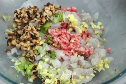 Make Shrimp buns step 1