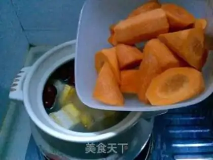 Make Carrot corn pigbone soup step 10