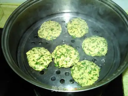 Make Steaming male egg tacos step 8