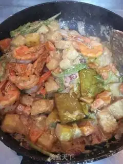 Make Thai curry shrimp step 3