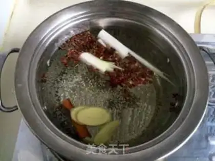 Make The peppers are drying up the pot step 6