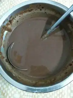 Make Two-coloured yogurt step 1